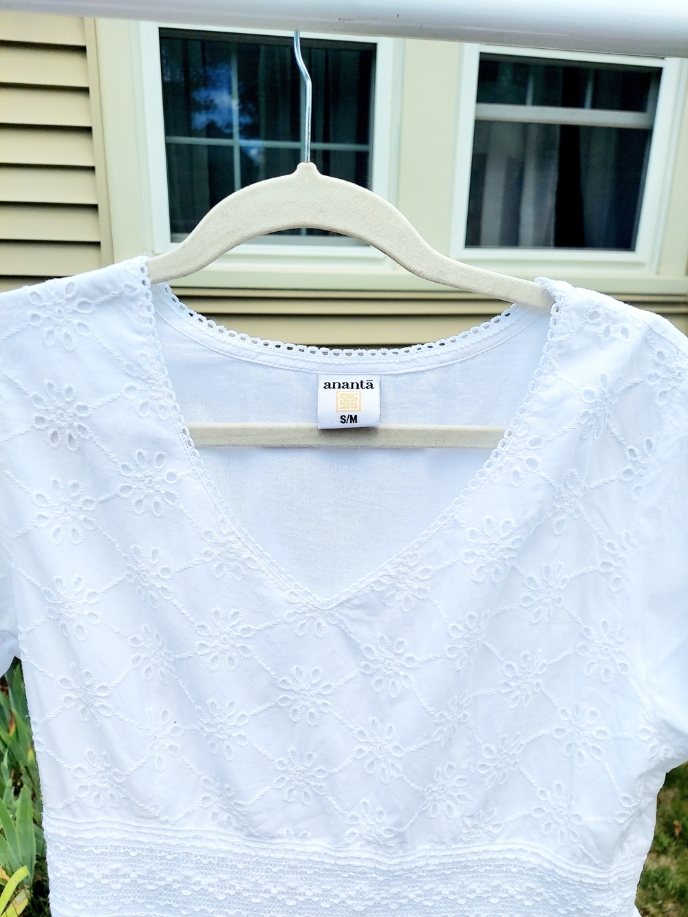 Ananta 100%Cotton White Embroided Eyelet V-Neck Maxi Dress Women Sizes S/M L/XL - Picture 2 of 8